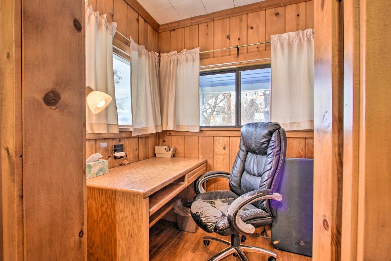 Cozy Home With Hot Tub Half Mi To Salmon River! Ngoại thất bức ảnh