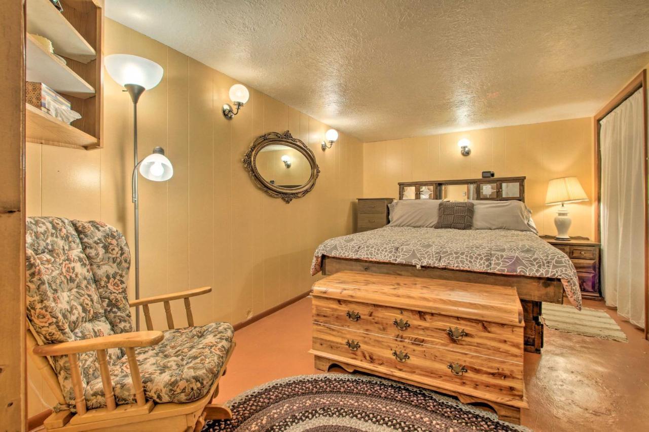 Cozy Home With Hot Tub Half Mi To Salmon River! Ngoại thất bức ảnh